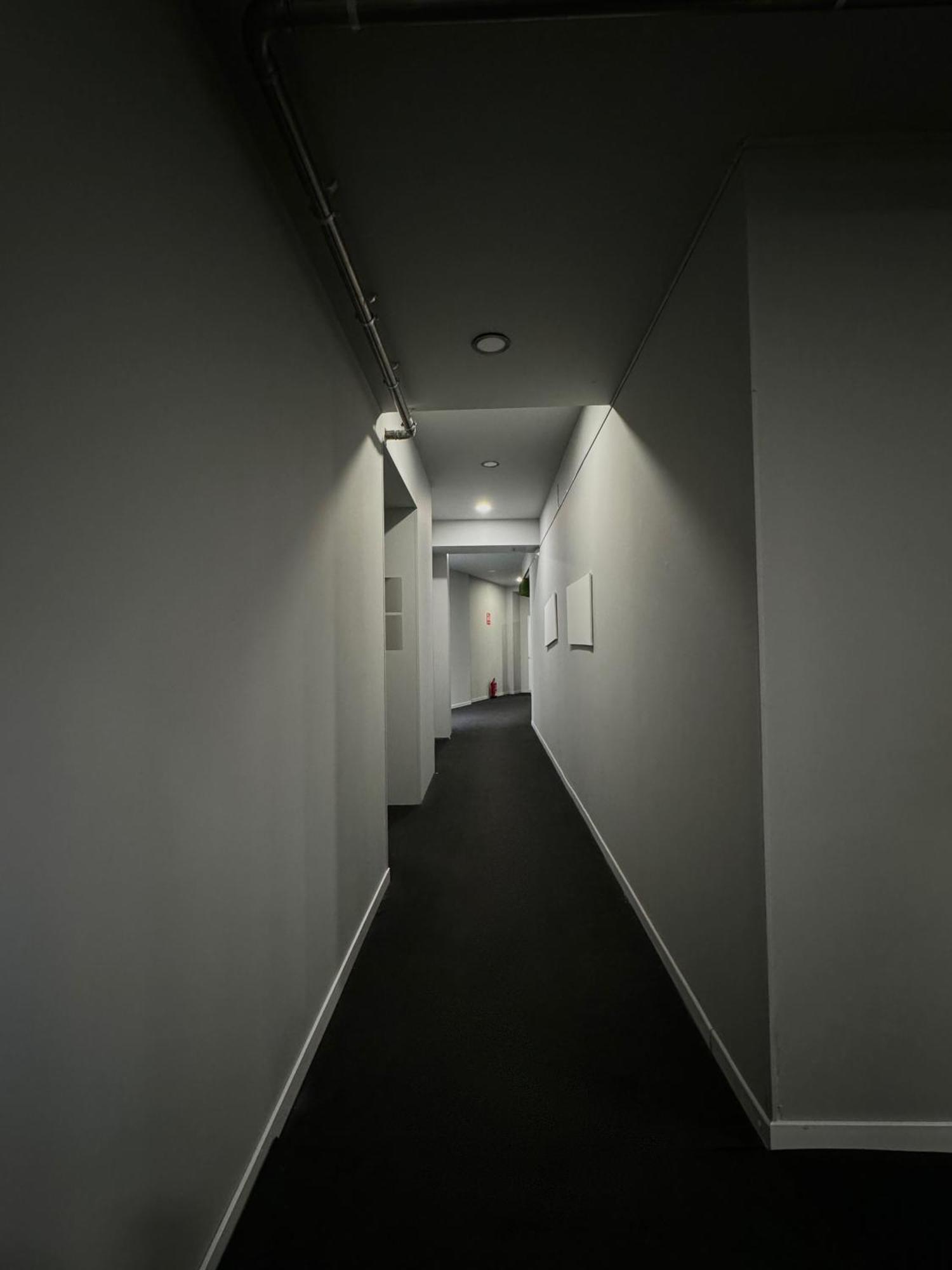 Hotel Naap à Valence Extérieur photo
